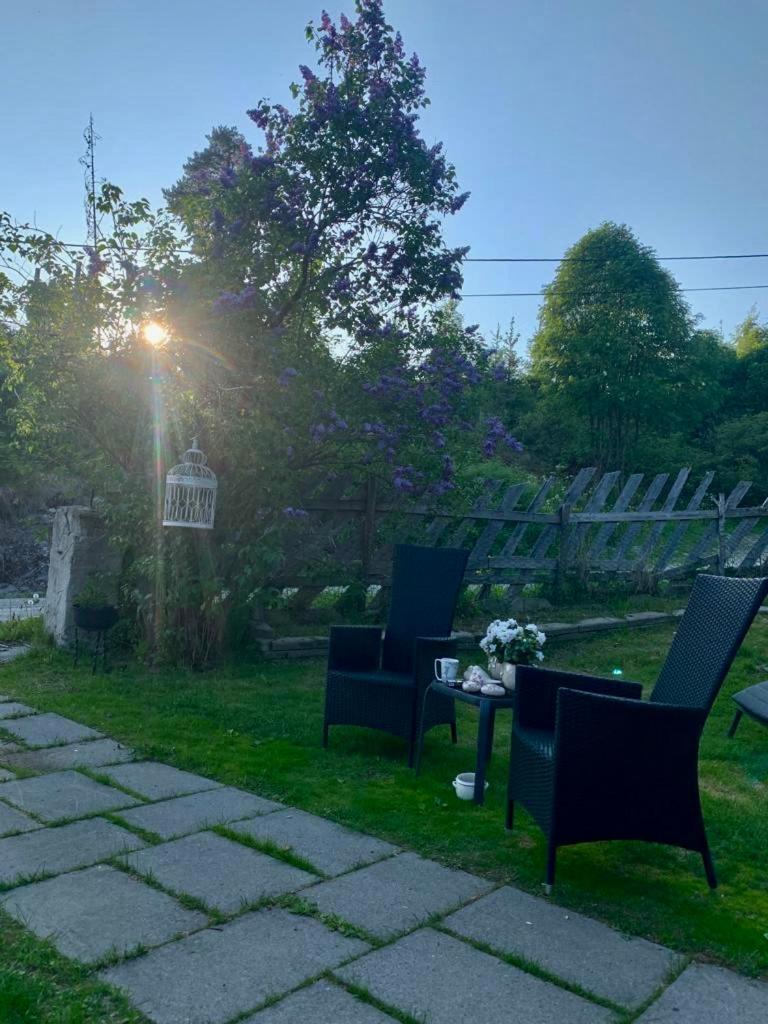 Stabbur Steinbekken, Back To Basic Primitive Overnight Eidsvoll 외부 사진